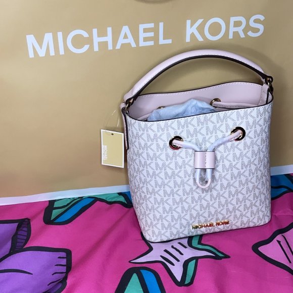 MK purse